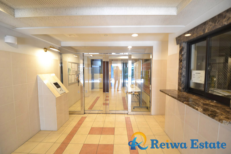 ザ・ヴィスタ茅ヶ崎のエントランス