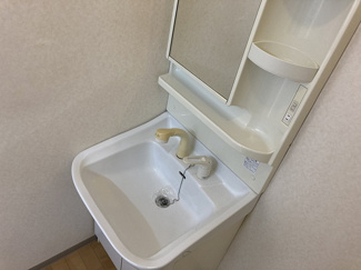 【独立洗面台】 | ファミーユ小白川 | 別室写真