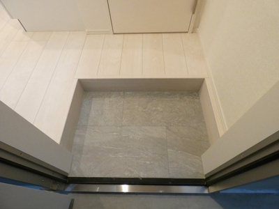 【玄関】 | グロリア東海通