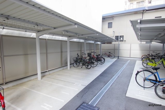 ララプレイス　ザ・大阪リヴァージュ　仲介手数料無料の駐車場