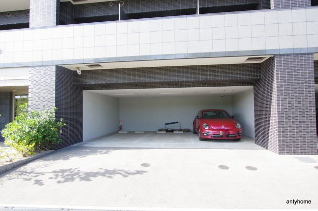 ララプレイス　ザ・大阪リヴァージュ　仲介手数料無料の駐車場