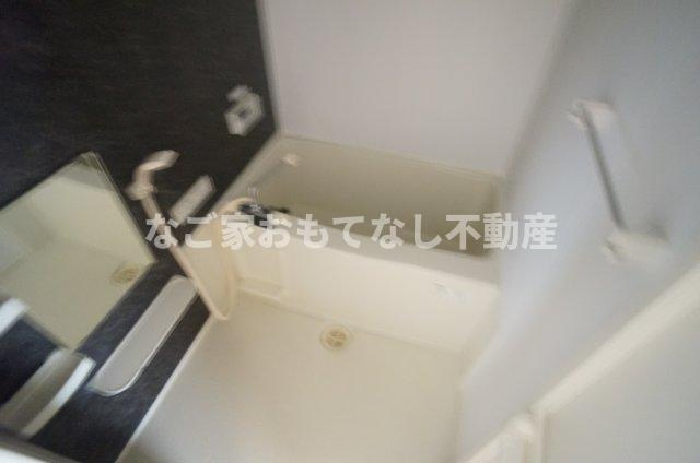 【浴室】 | シャン ドゥ フルール | お問合せはなご家おもてなし不動産へ。シャンドゥフルール