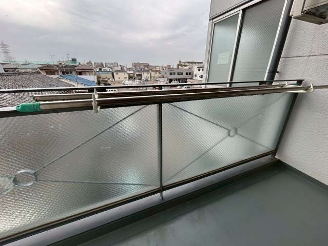 バーズ・ハウス ( 近畿大学 一人暮らし )のバルコニー