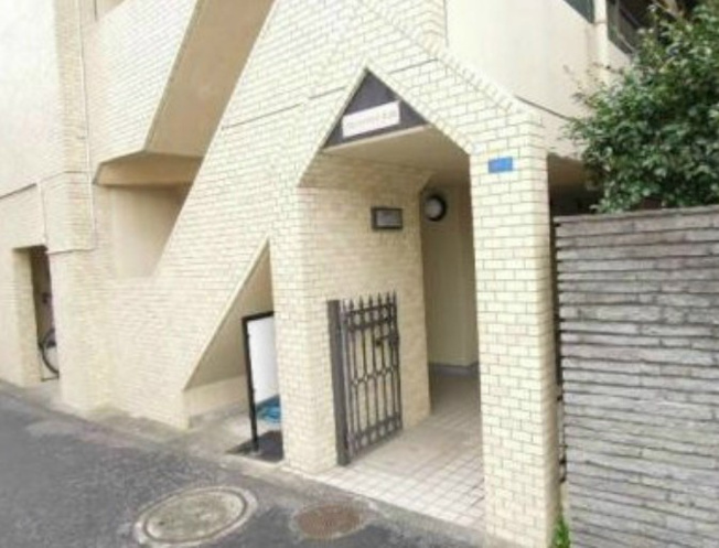 【エントランス】