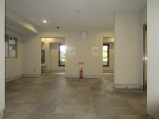 【エントランス】