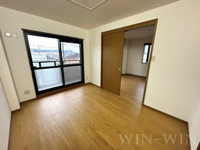 ハイム牛川通の寝室