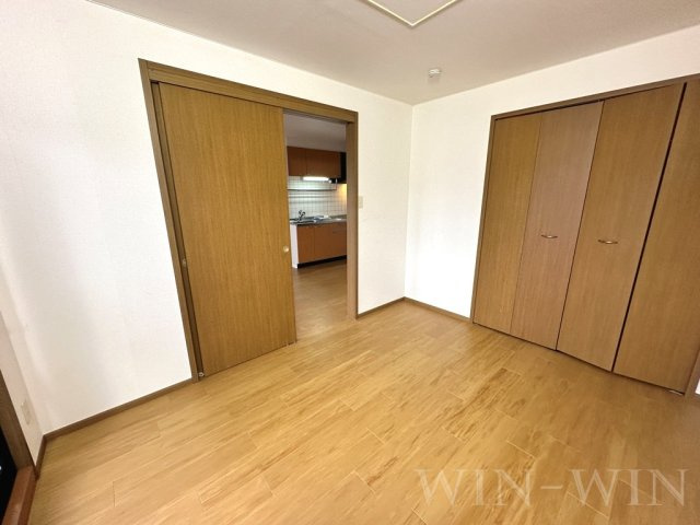 ハイム牛川通の寝室