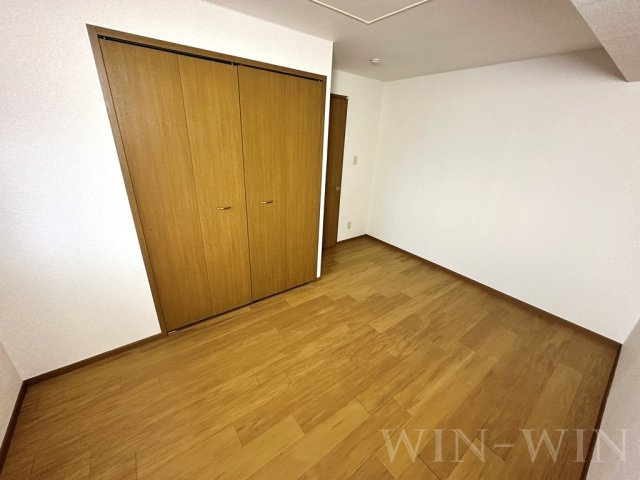 ハイム牛川通の寝室