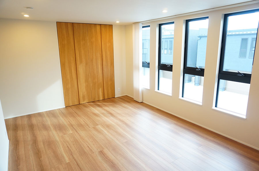 【ガレージハウス】inCELL木更津 THE Luxuryの居間・リビング