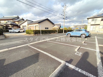 【駐車場】 | エクセルコート鷹丘Ａ