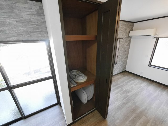 長田区西山町4丁目10-6戸建の収納