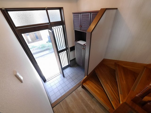 長田区西山町4丁目10-6戸建の玄関
