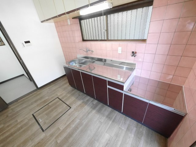 長田区西山町4丁目10-6戸建のキッチン