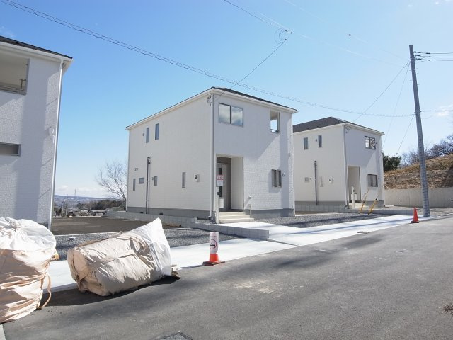 新築　吉岡町南下第6　クレイドルガーデン　4号棟の前面道路含む現地写真|現地写真　西側道路
