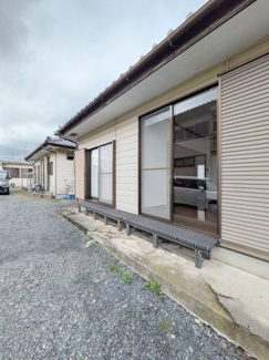 【その他】 | 塚原住宅 | テラスには縁側がついています