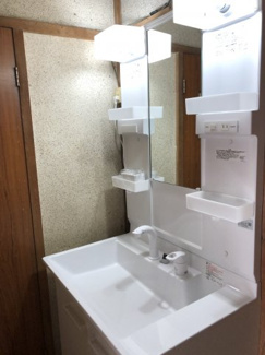 【居間・リビング】 | 若松白田住宅