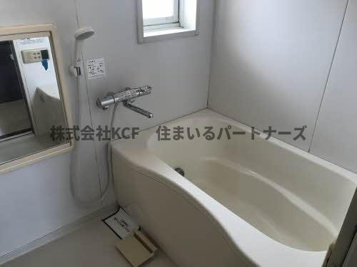 クレースモールA棟の浴室|きれいなお風呂です