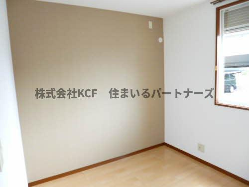 クレースモールA棟の洋室|コンパクトで使いやすい洋室です