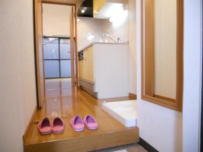 ロフティ大和の内装|玄関から～