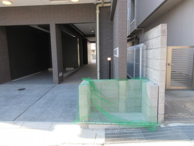 エムライズ大観町のエントランス