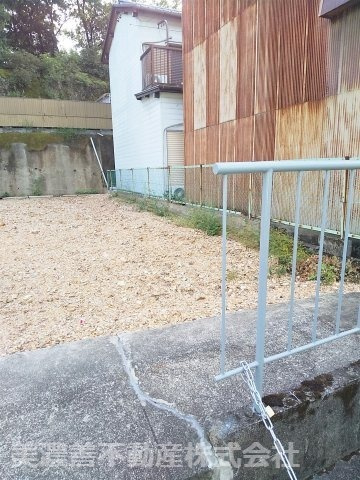 ５９８１６　岐阜市上加納山土地の外観