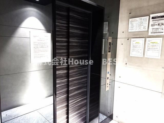 S-RESIDENCE神戸元町のロビー