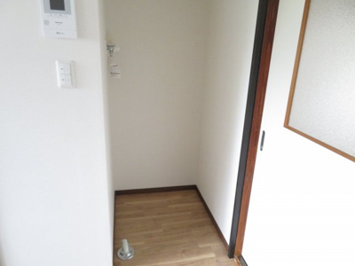 【その他】 | コーポ谷地 | 室内洗濯機置き場