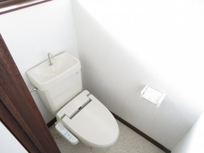 【トイレ】 | コーポ谷地 | 温水洗浄便座