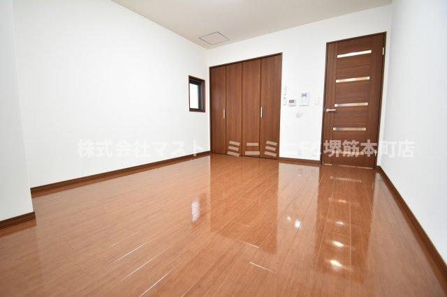 プルミエール南本町の居間・リビング