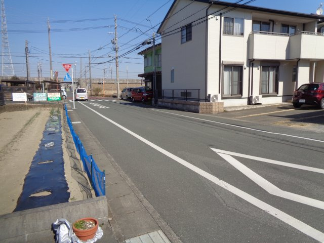 スーフル・フレーの周辺