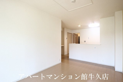 【居間・リビング】 | レジデンスさくら台G