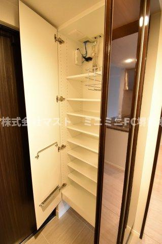 シティタワー大阪本町の玄関