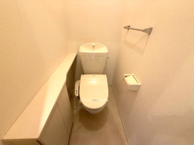 【トイレ】 | クウラージュ E棟