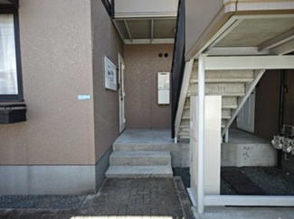 【エントランス】 | ルミエール・ド・エスト・