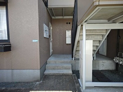 【エントランス】 | ルミエール・ド・エスト・