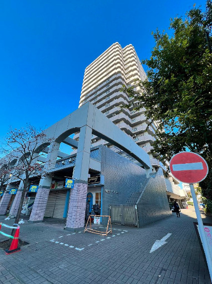 ツインタワー住利毛利館　8階　リ　ノベーション済の外観