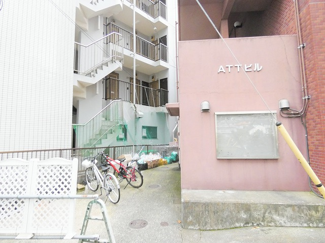 ATTビルのエントランス