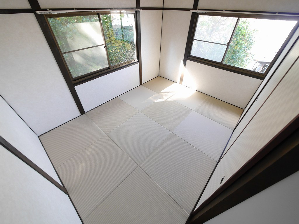 鈴蘭台東町2丁目戸建の和室