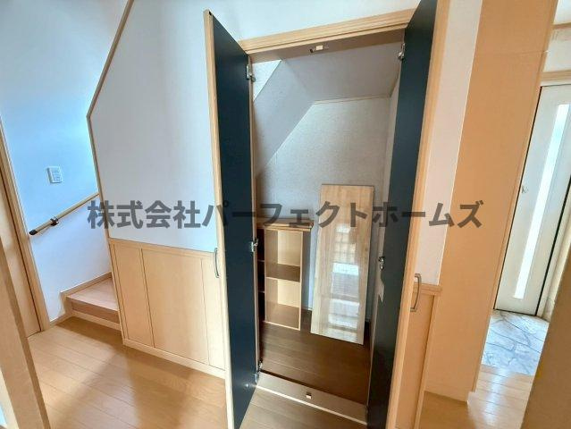 私部西4丁目戸建　賃貸の収納|収納豊富です