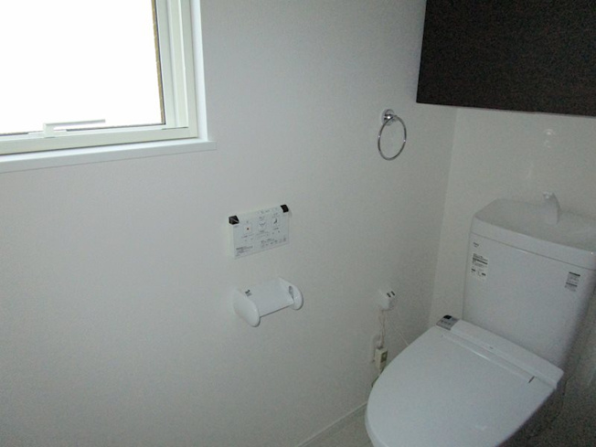 【トイレ】 | ＬＩＦＥ　ＢＯＸ　ＭＯＴＯＭＩＹＡ | 温水洗浄便座