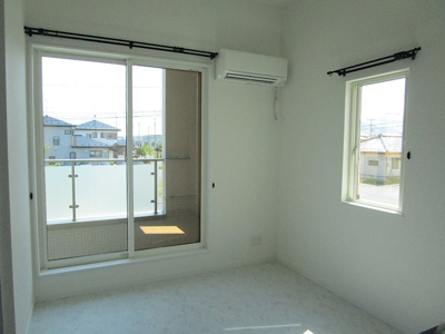 【居間・リビング】 | ＬＩＦＥ　ＢＯＸ　ＭＯＴＯＭＩＹＡ | こちらのリビングで趣味の時間をお楽しみください