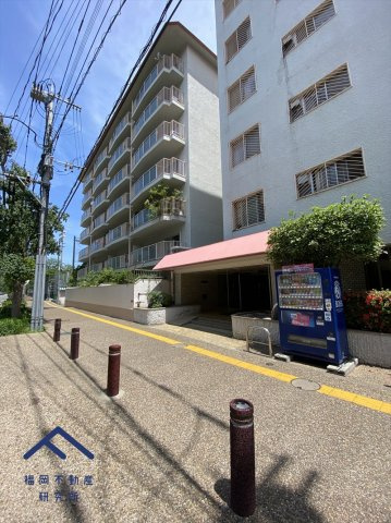 ローレルハイツ高宮の外観