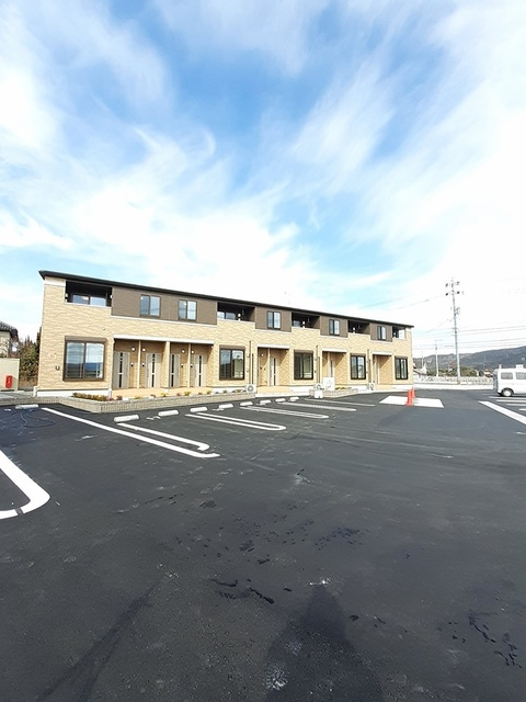 パーチェ　寺家　Ｂの駐車場
