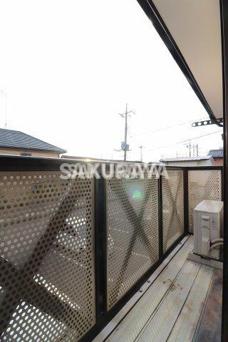 パールハイツ　A棟のバルコニー|2022年撮影。現況と異なる場合がございます。