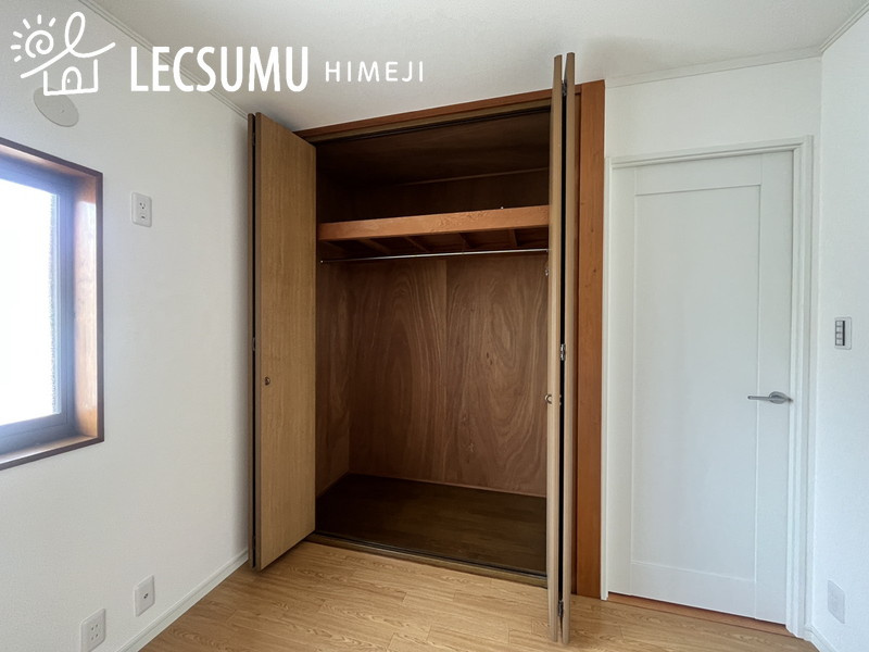 揖保郡太子町佐用岡／中古戸建の収納