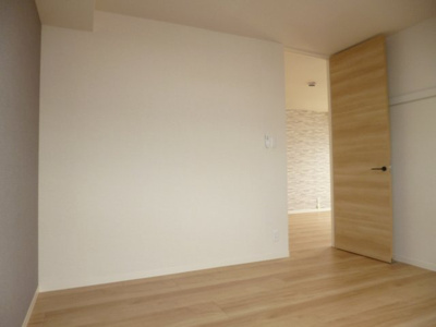 【寝室】 | シャーメゾンステージ大島 | 洋室