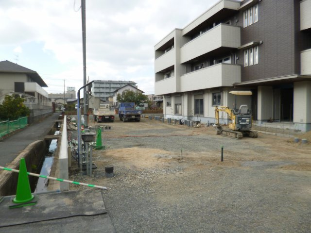 倉敷市大島の賃貸マンションの駐車場
