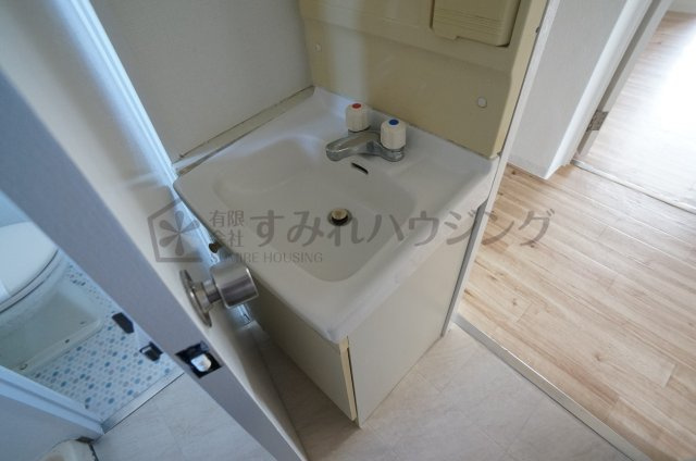 金岡マンションの洗面所