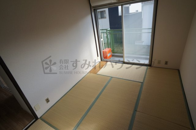 金岡マンションの和室