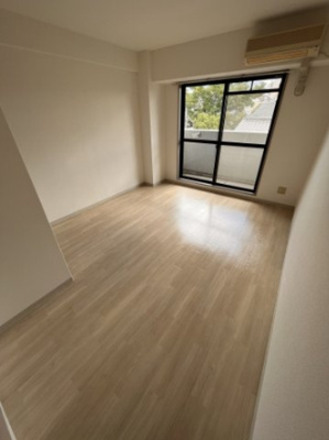 【居間・リビング】 | カーサあわじ | ゆったり過ごせる居間です